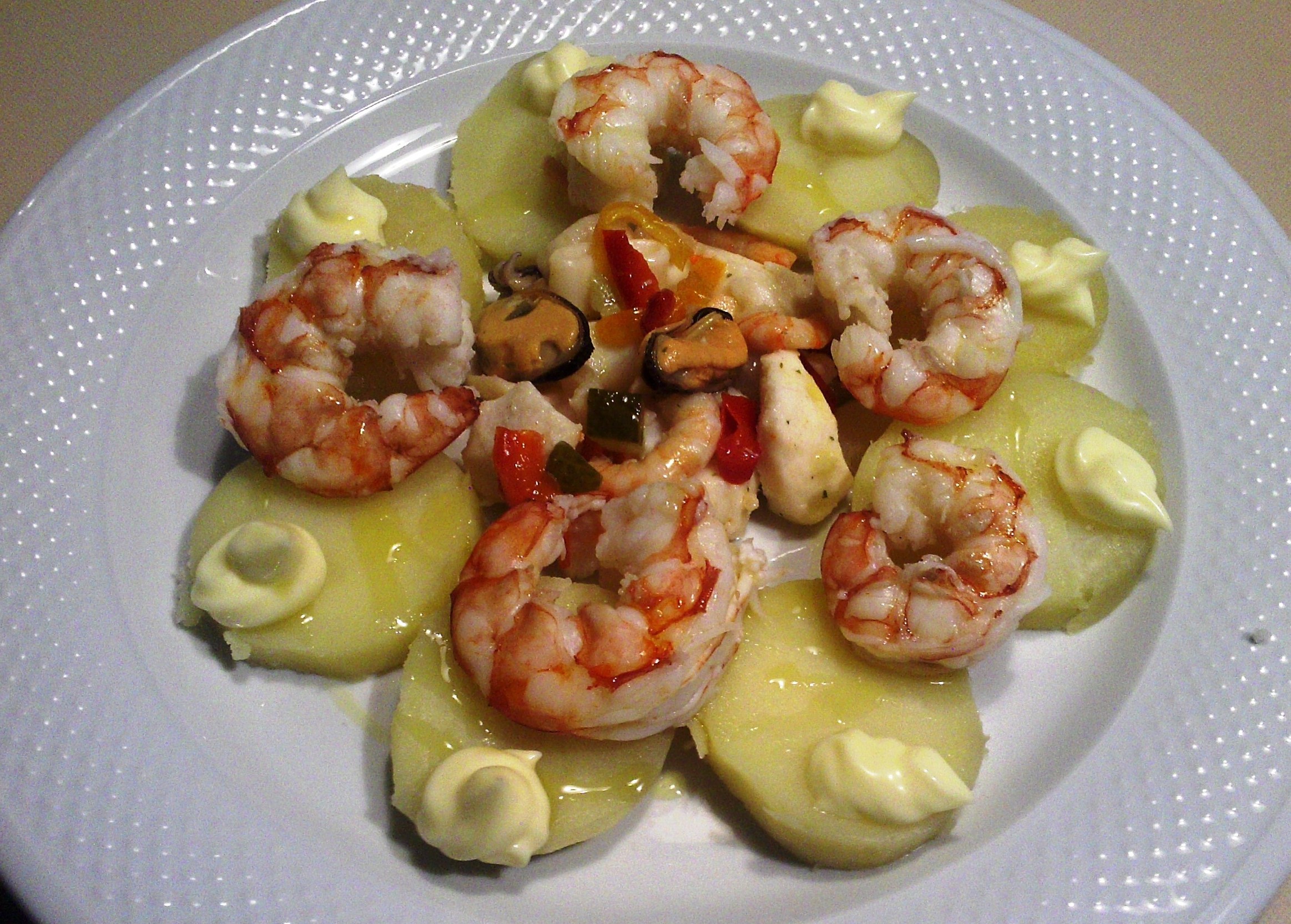 Antipasto tiepido di pesce