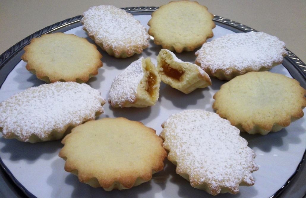 pasticcini con marmellata