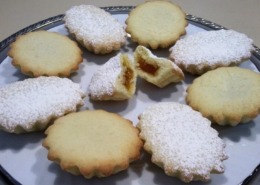 pasticcini con marmellata